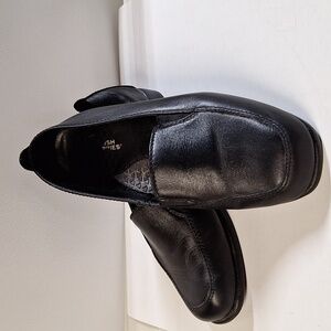 Hush Puppies Black Women's Loafers Size 8.5W